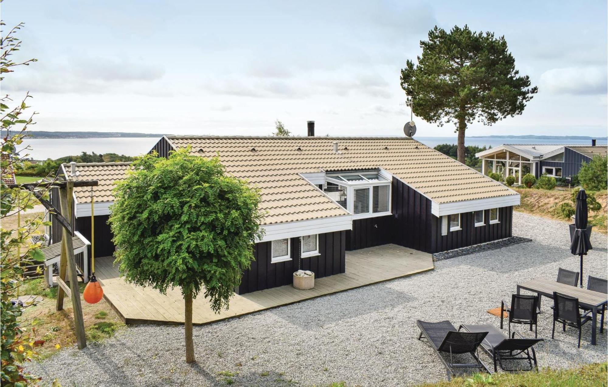 Amazing Home In Ebeltoft With Sauna ภายนอก รูปภาพ
