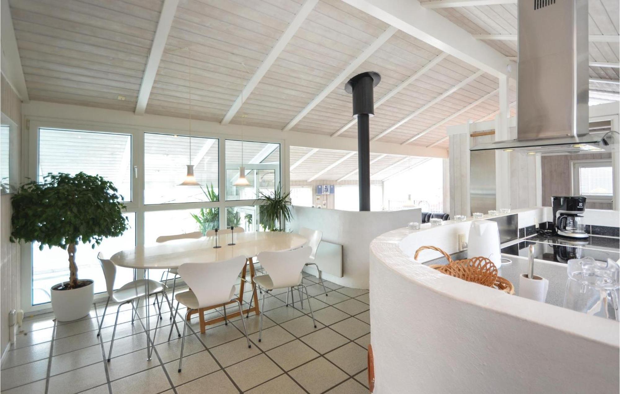 Amazing Home In Ebeltoft With Sauna ภายนอก รูปภาพ